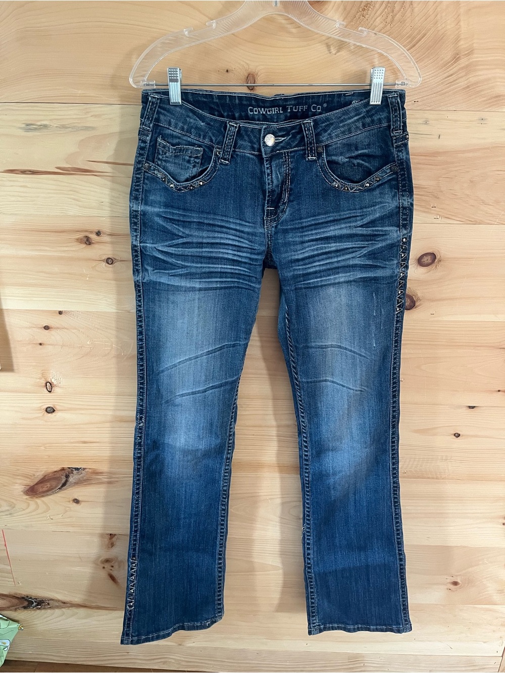 Cowgirl Tuff Women's Medium Dark Blue Bootcut Jeans Size 28x33